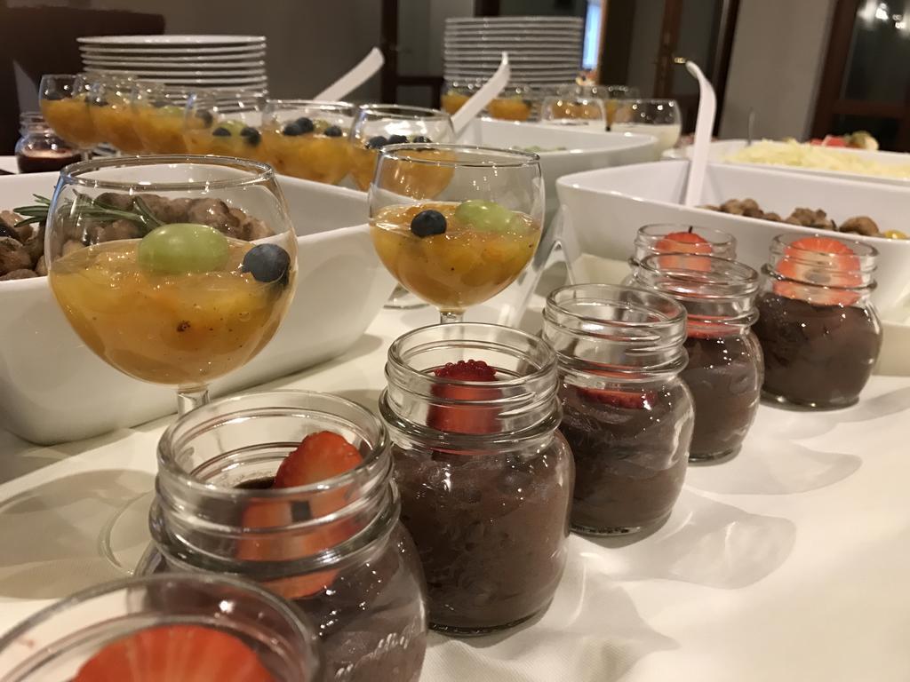 Park Hotel Fasanerie 노이슈트렐리츠 외부 사진